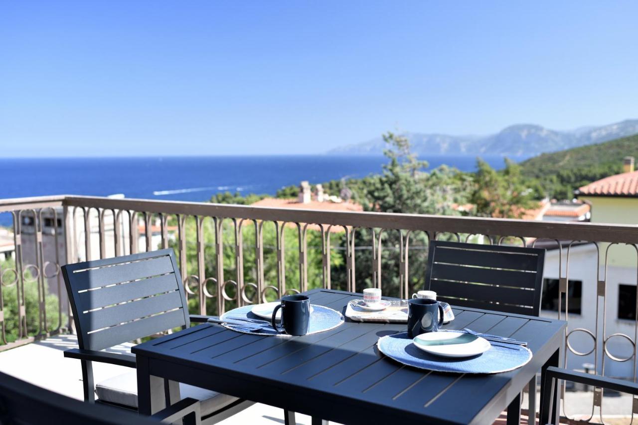 Appartamento Vista Golfo 칼라고노네 외부 사진